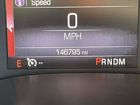 Used 2015 GMC Canyon SLE w/ All-Terrain Package image 25