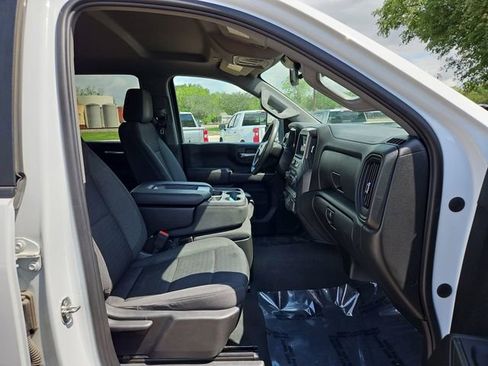 Certified 2024 Chevrolet Silverado 2500 Custom AWD/4WD image 27