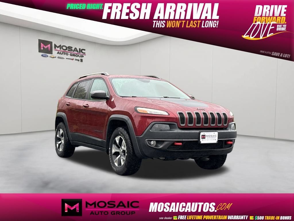 Used 2017 Jeep Cherokee Trailhawk AWD/4WD image 1