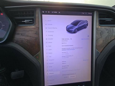 Used 2019 Tesla Model X 75D image 6