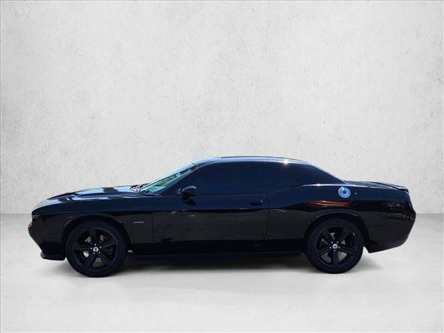 Used 2017 Dodge Challenger R/T RWD image 10