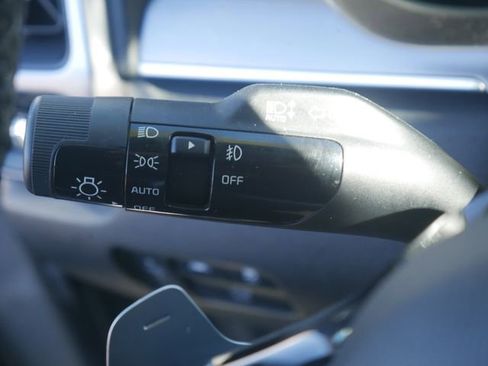 Used 2023 Kia Sorento EX AWD/4WD image 25