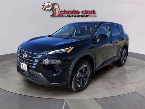 New 2026 Nissan Rogue SV image 2