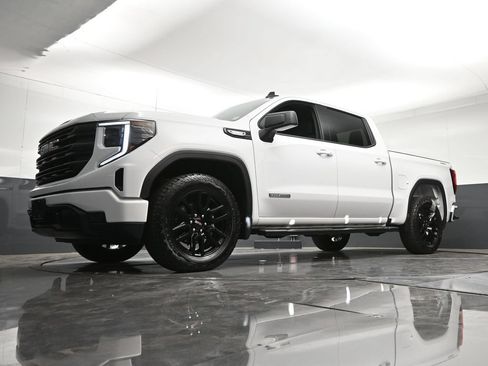Used 2026 GMC Sierra 1500 Elevation AWD/4WD image 23