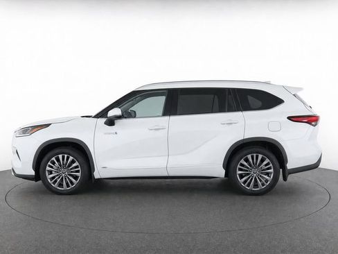 Certified 2021 Toyota Highlander Platinum AWD/4WD image 5