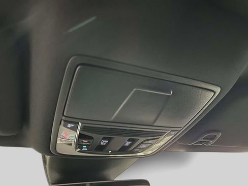 Certified 2025 Acura ADX A-Spec image 32