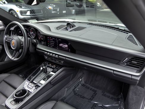 Certified 2022 Porsche 911 Carrera 4S AWD/4WD image 54