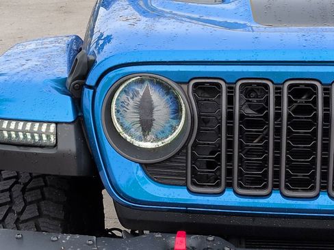Certified 2024 Jeep Gladiator Rubicon image 9
