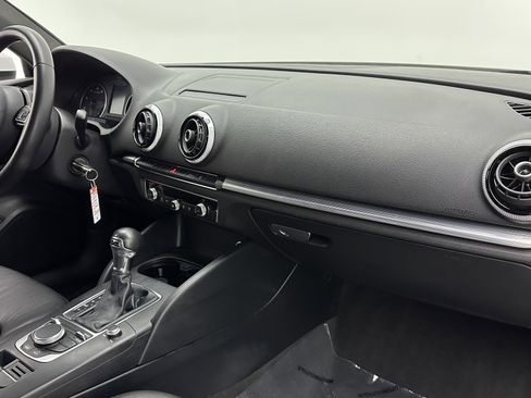 Used 2015 Audi A3 1.8T Premium image 34