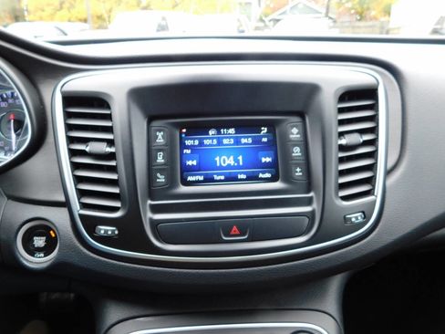 Used 2017 Chrysler 200 LX image 10