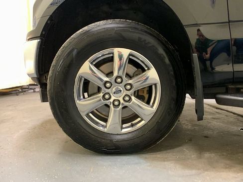 Used 2018 Ford F150 XLT w/ Equipment Group 302A Luxury AWD/4WD image 42