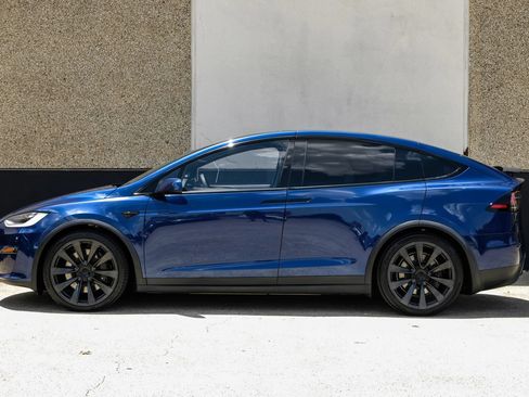 Used 2022 Tesla Model X Plaid AWD/4WD image 11