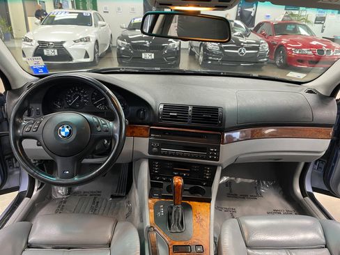 Used 2003 BMW 525i Wagon image 13