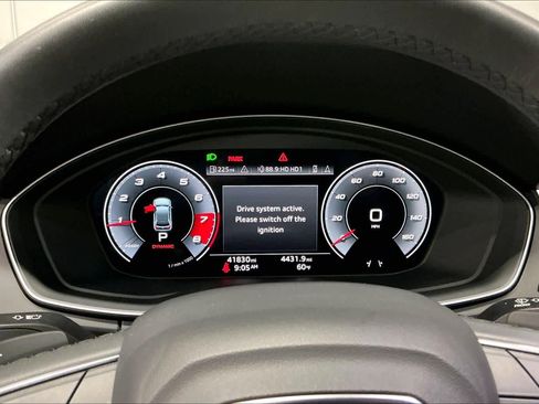 Used 2021 Audi Q5 Premium Plus w/ Premium Plus Package image 22