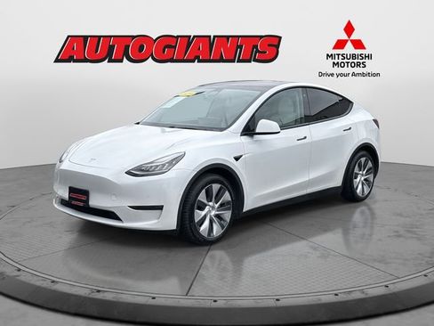 Used 2020 Tesla Model Y Long Range image 5