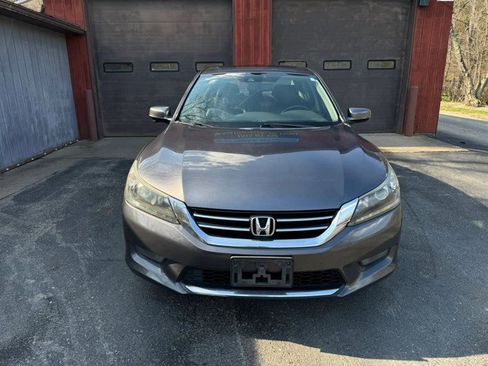 Used 2015 Honda Accord EX-L image 2