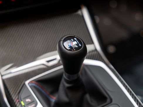 Used 2025 BMW M2 w/ Lighting Package RWD image 7