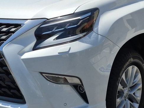 Used 2021 Lexus GX 460 Premium w/ Premium Package AWD/4WD image 10