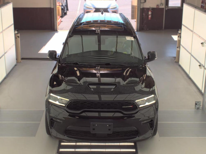 Used 2021 Dodge Durango R/T w/ Tow 'N Go Group AWD/4WD image 2