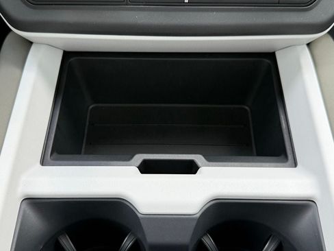 New 2026 Land Rover Defender 110 X-Dynamic SE AWD/4WD image 20