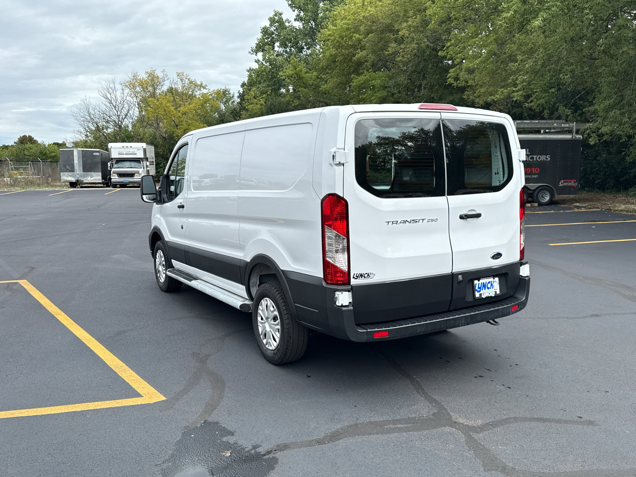 Used 2025 Ford Transit 250 Low Roof w/ Exterior Upgrade Package RWD image 8