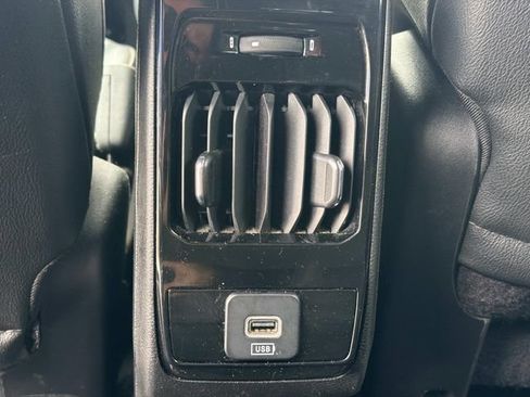 Used 2024 Jeep Compass Latitude AWD/4WD image 21