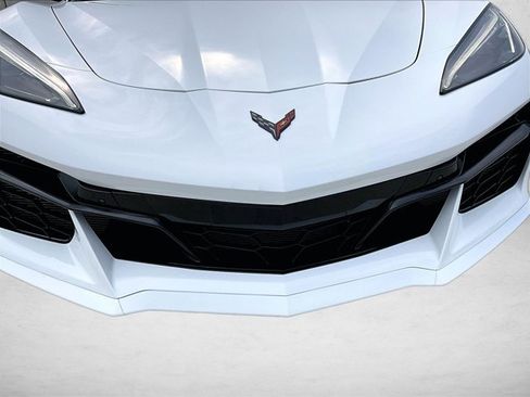 Used 2025 Chevrolet Corvette Z06 RWD image 27