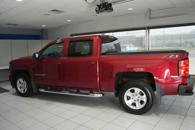 Used 2018 Chevrolet Silverado 1500 LT w/ All Star Edition AWD/4WD image 4