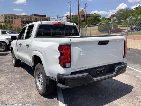 Used 2023 Chevrolet Colorado W/T w/ WT Convenience Package RWD image 5
