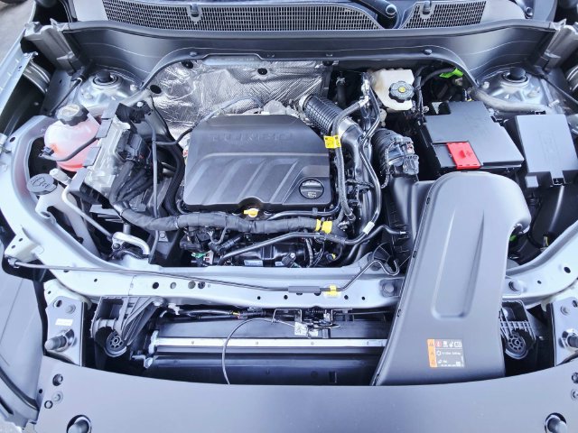 New 2026 Chevrolet Trax RS w/ Sunroof Package FWD image 18