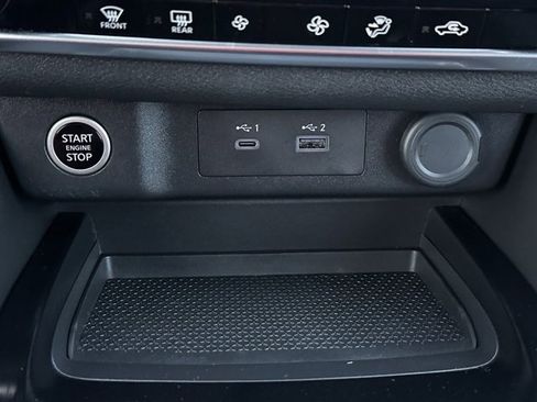 Certified 2023 Nissan Rogue SV image 31