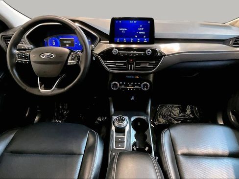 Used 2022 Ford Escape Titanium FWD image 15
