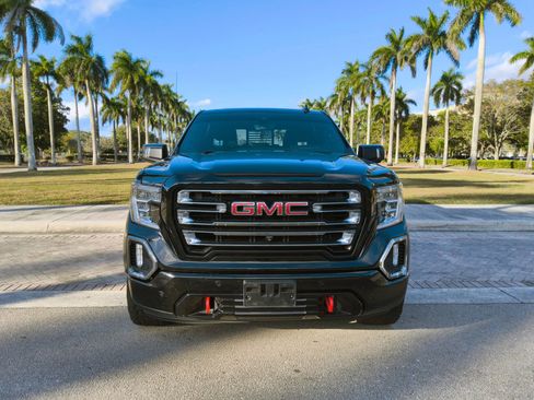 Used 2019 GMC Sierra 1500 AT4 w/ AT4 Premium Package image 3
