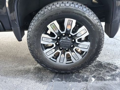 New 2026 GMC Sierra 2500 Denali w/ Denali Reserve Package image 8