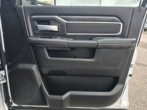 Used 2024 RAM 2500 Big Horn w/ Heated Seats & Wheel Group image 46