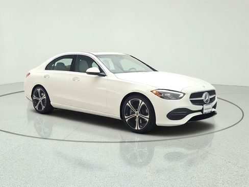 Used 2022 Mercedes-Benz C 300 Sedan image 3
