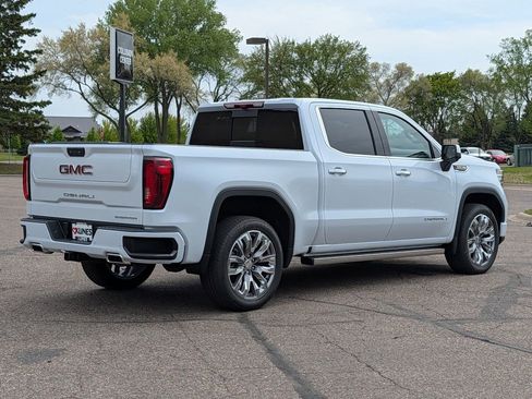 New 2026 GMC Sierra 1500 Denali w/ Denali Reserve Package AWD/4WD image 16