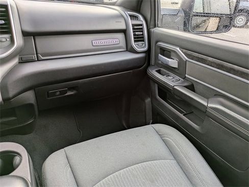 Used 2024 RAM 2500 Big Horn image 17