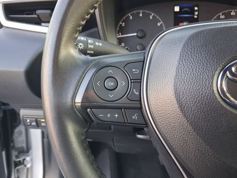 Used 2025 Toyota Corolla SE FWD image 18
