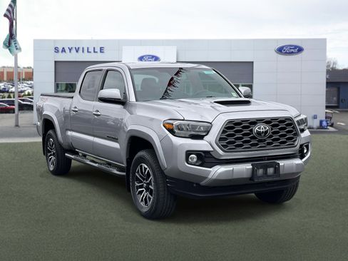 Used 2023 Toyota Tacoma TRD Sport AWD/4WD image 6