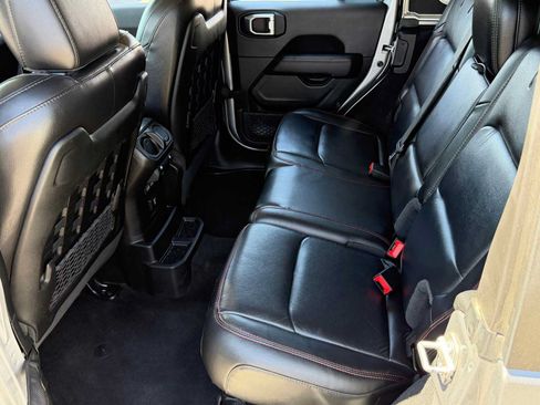 Used 2021 Jeep Wrangler Unlimited Rubicon AWD/4WD image 24