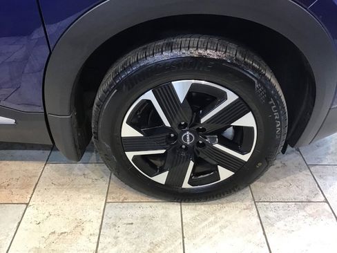 Used 2025 Nissan Kicks SR image 8