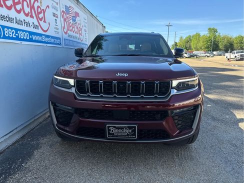 New 2026 Jeep Grand Cherokee L Summit AWD/4WD image 5