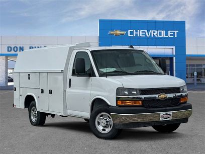 New 2025 Chevrolet Express 3500 w/ Power Convenience Package