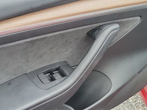 Used 2023 Tesla Model 3 Standard Range RWD image 16