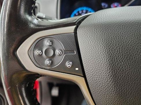 Used 2019 Chevrolet Colorado Z71 AWD/4WD image 17