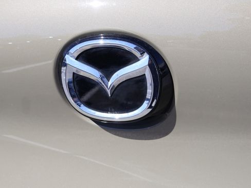 Certified 2025 MAZDA MAZDA3 Carbon image 13