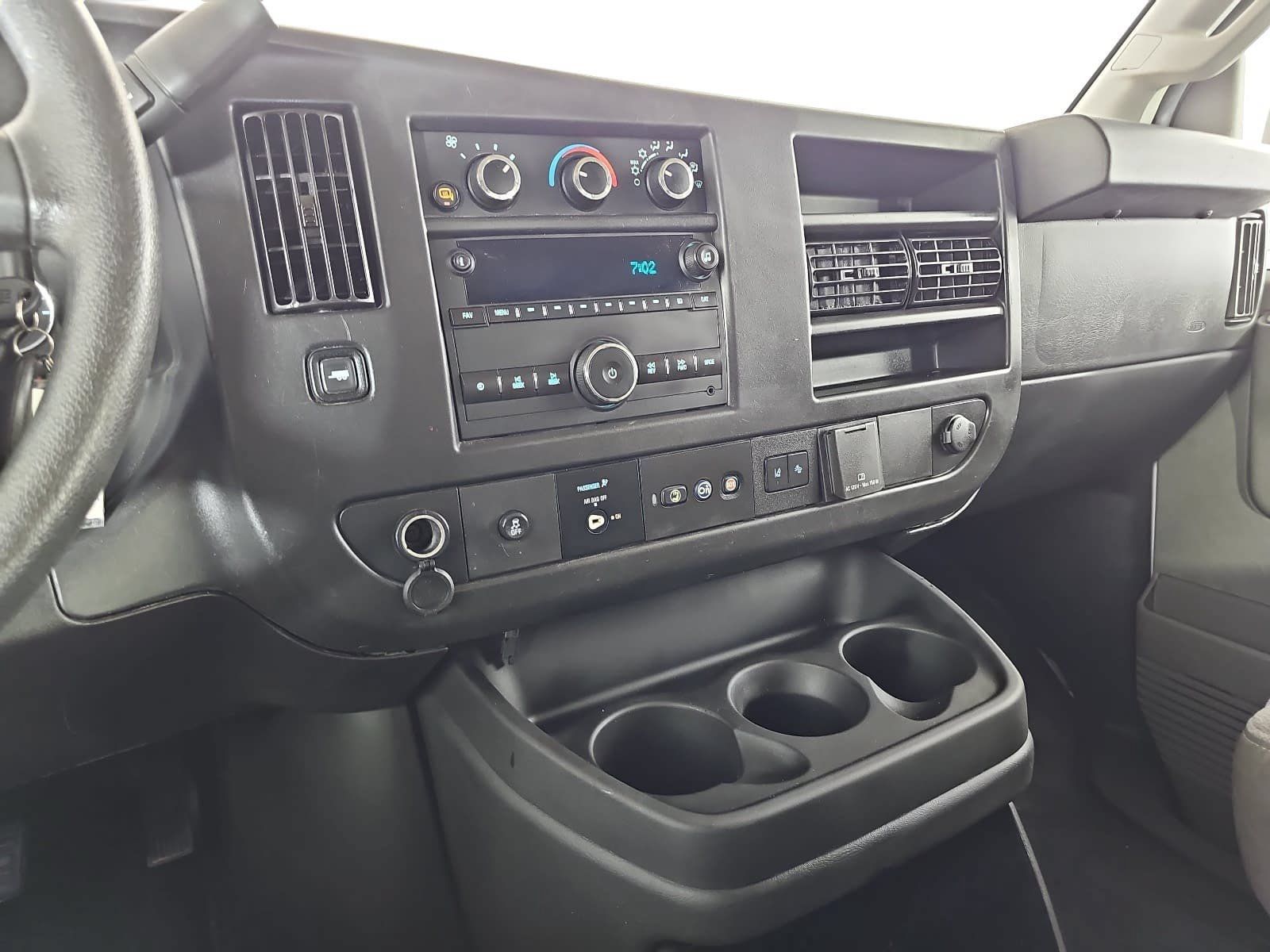 Used 2024 Chevrolet Express 3500 LS RWD image 19
