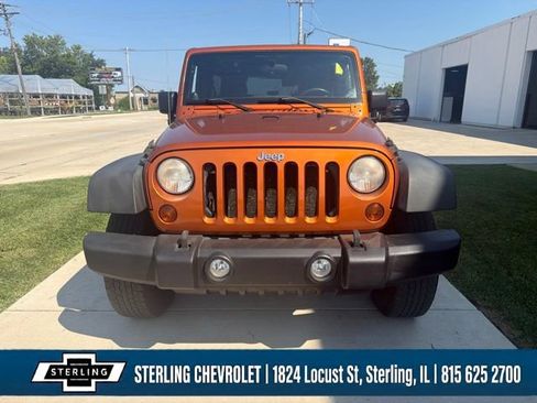 Used 2011 Jeep Wrangler Unlimited Sport AWD/4WD image 8