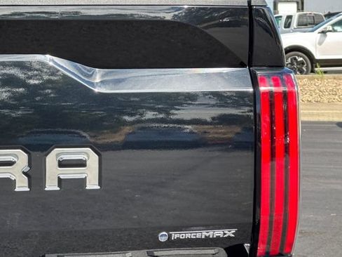 Used 2025 Toyota Tundra Capstone AWD/4WD image 48